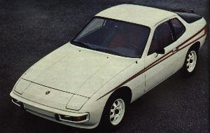 PORSCHE 924