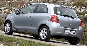 TOYOTA Yaris II